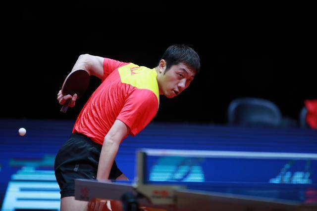 他需要适应 他需要适应